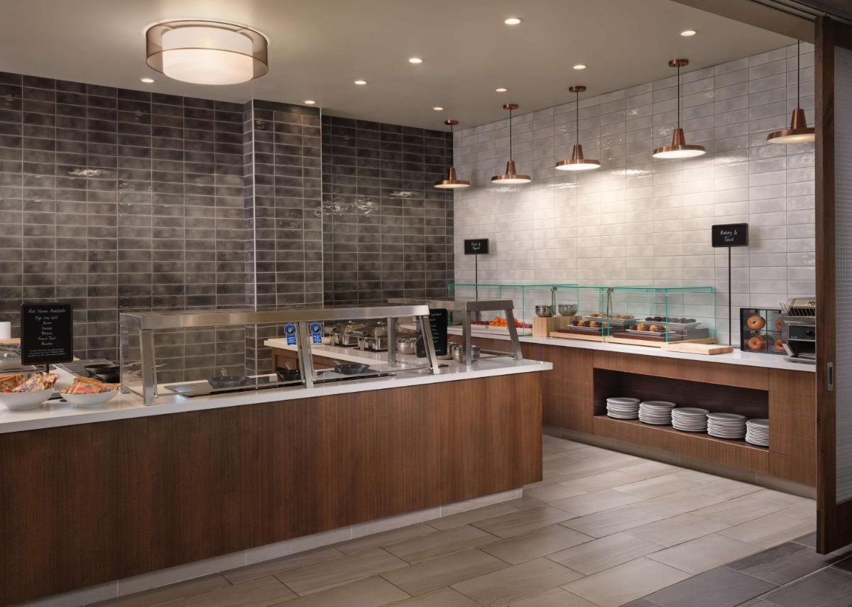 Embassy Suites by Hilton Tucson East - Housity