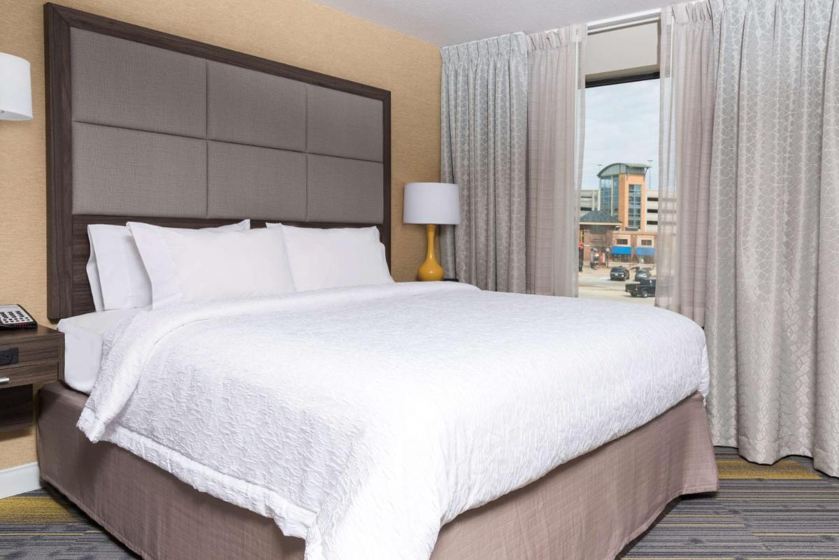 Hampton Inn & Suites West Lafayette, In - Housity
