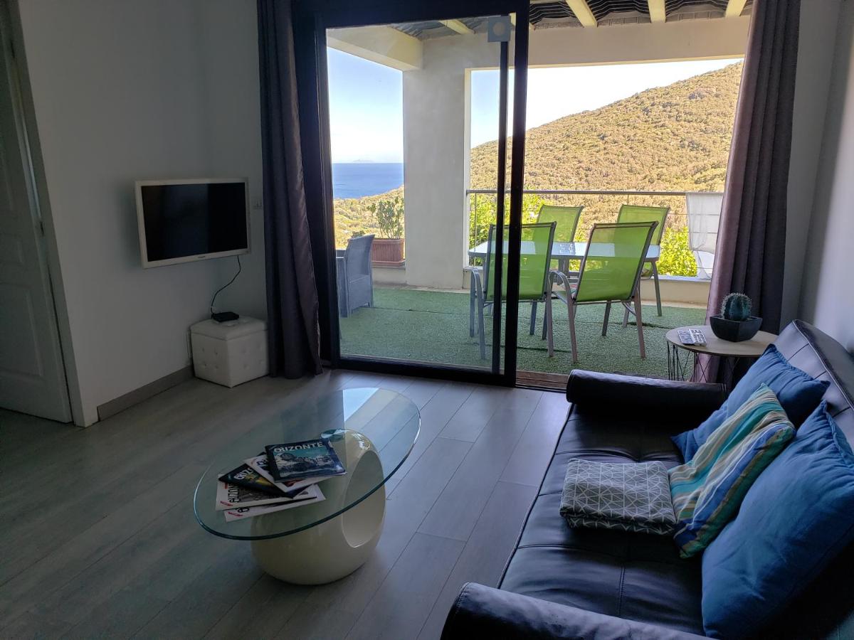 Cap Corse uribellinu 1, Petit déjeuner - Housity