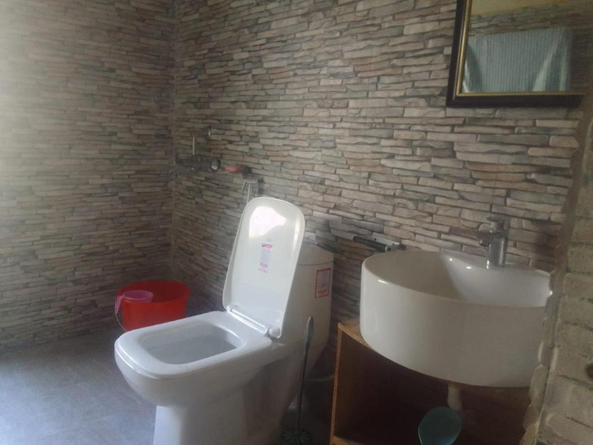 NotOnMap - Michung House - Housity