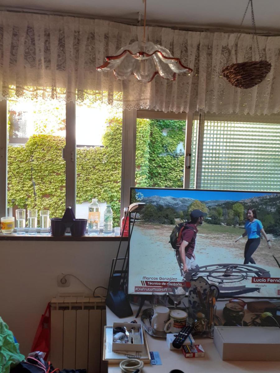 English Room & Private Shower sleep breakfast - Hizvo