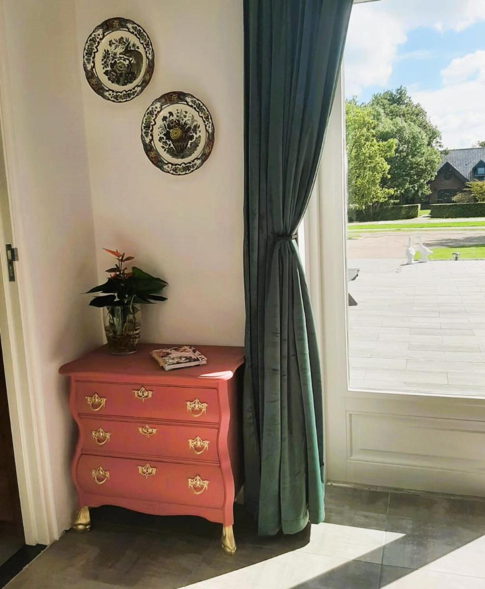 Grutsk op 12 - Housity