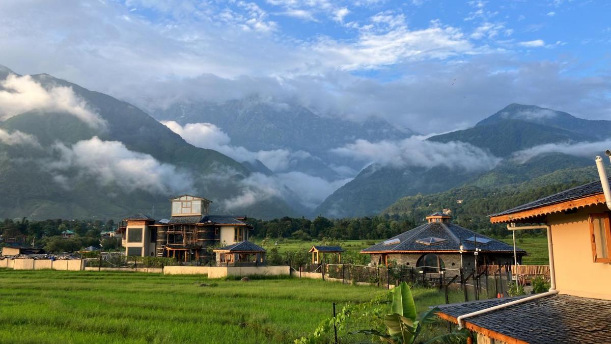 Osho Himalayas Wellness Resort - Housity