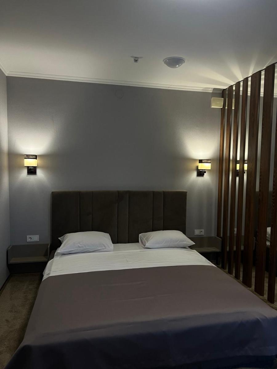 Optima Collection Aurora Kryvyi Rih - Housity