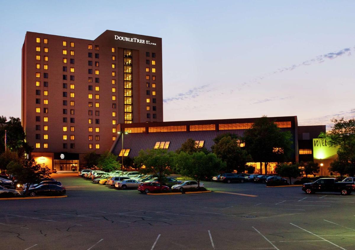 DoubleTree by Hilton Minneapolis Park Place - Housity