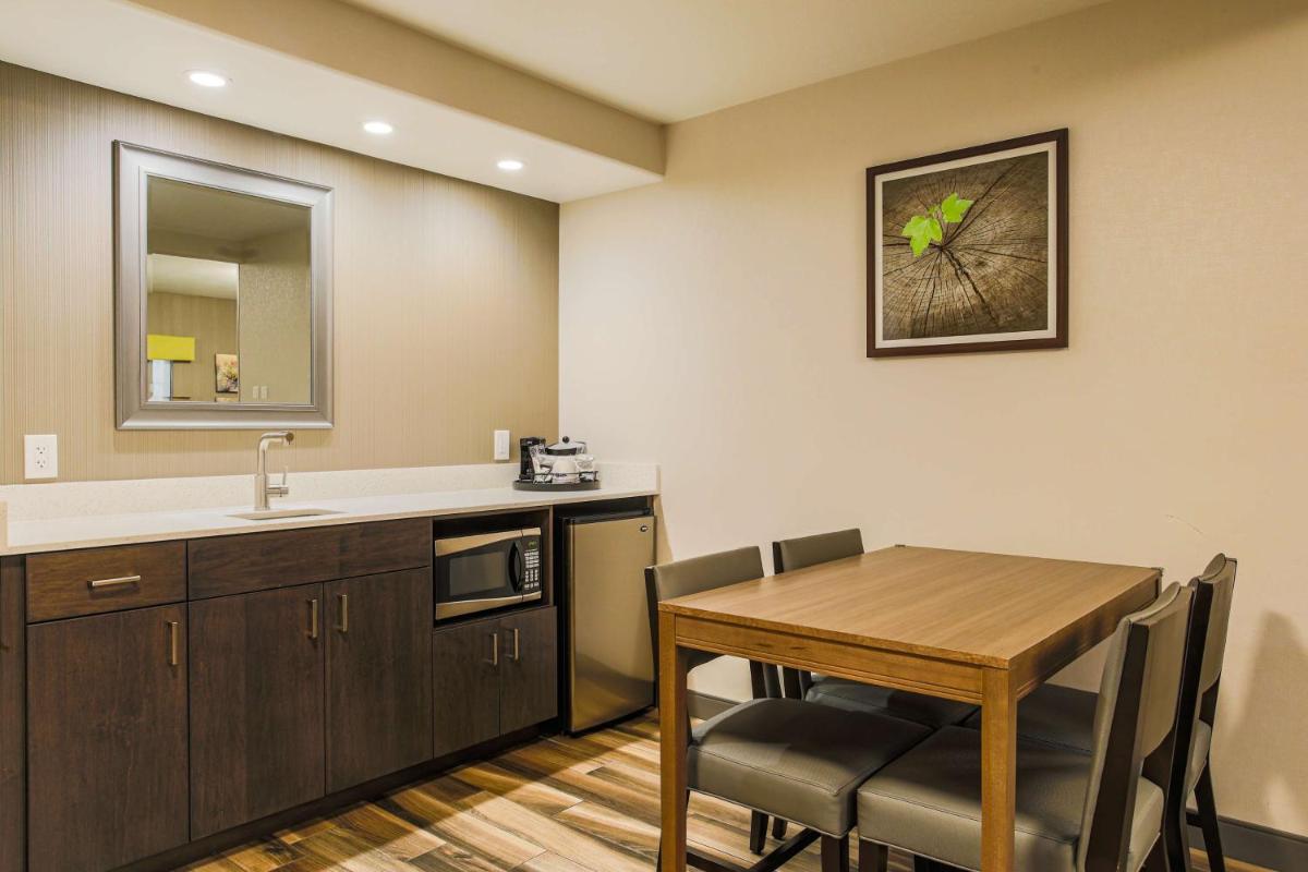 Hampton Inn Prescott - Housity