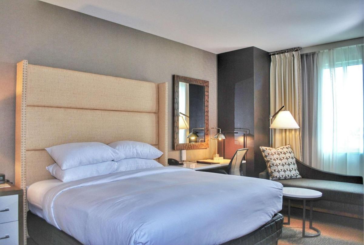 DoubleTree by Hilton Hotel Reading - Housity