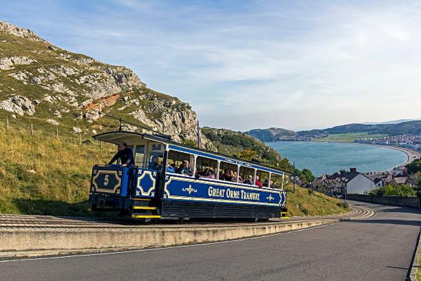 BODLONDEB CASTLE BED & BREAKFAST { CENTRAL LLANDUDNO} - Housity