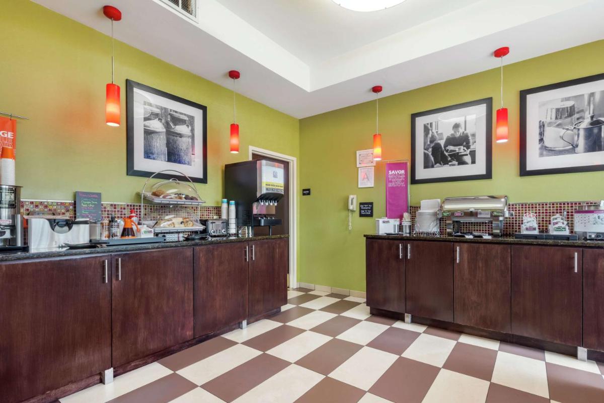 Hampton Inn Brookhaven - Housity