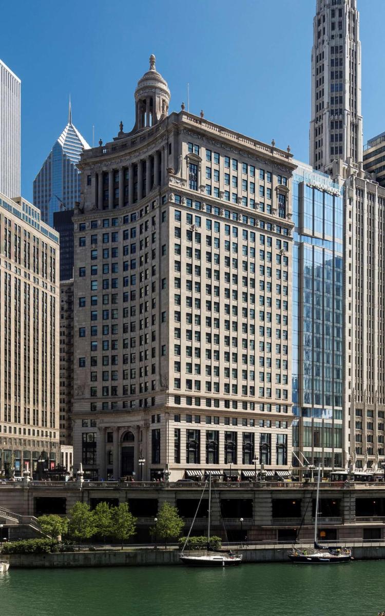 LondonHouse Chicago, Curio Collection by Hilton - Housity
