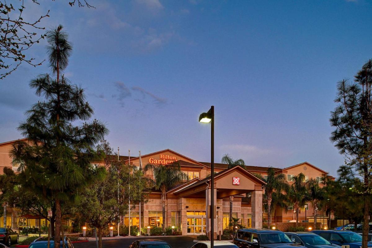 Hilton Garden Inn San Bernardino - Housity