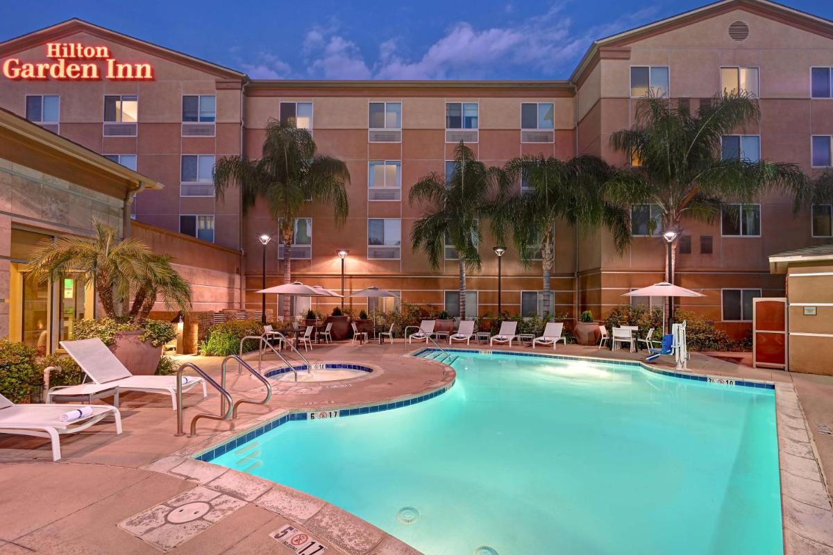 Hilton Garden Inn San Bernardino - Housity