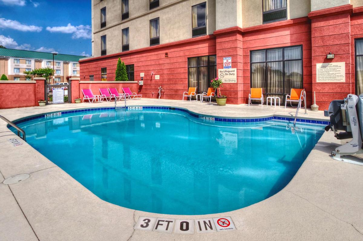 Hampton Inn Roanoke Rapids - Housity