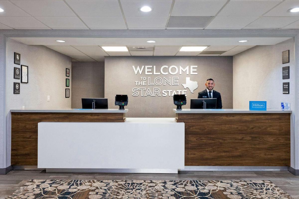 Hampton Inn San Antonio Downtown - Housity