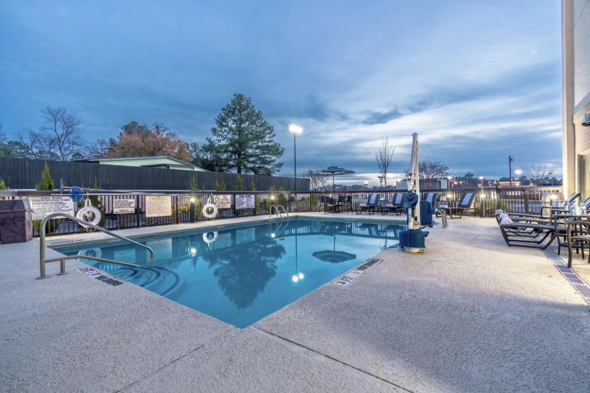 Hampton Inn Milledgeville - Housity