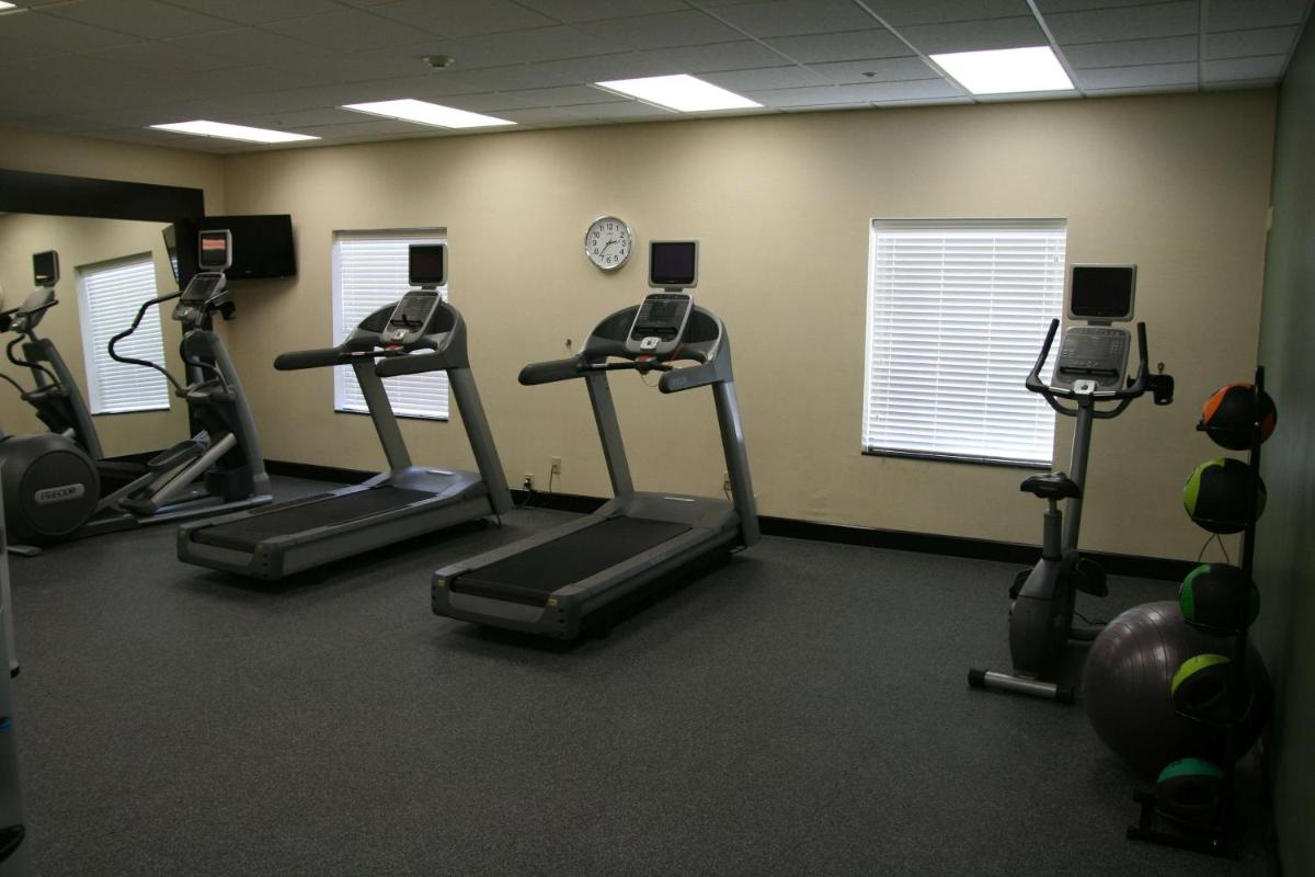 Hampton Inn La Grange - Housity