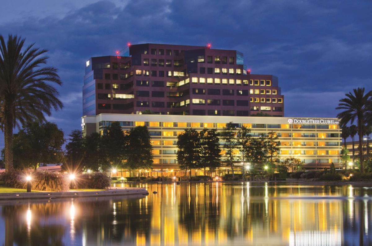 Suitetrails - DoubleTree by Hilton Orange County Airport