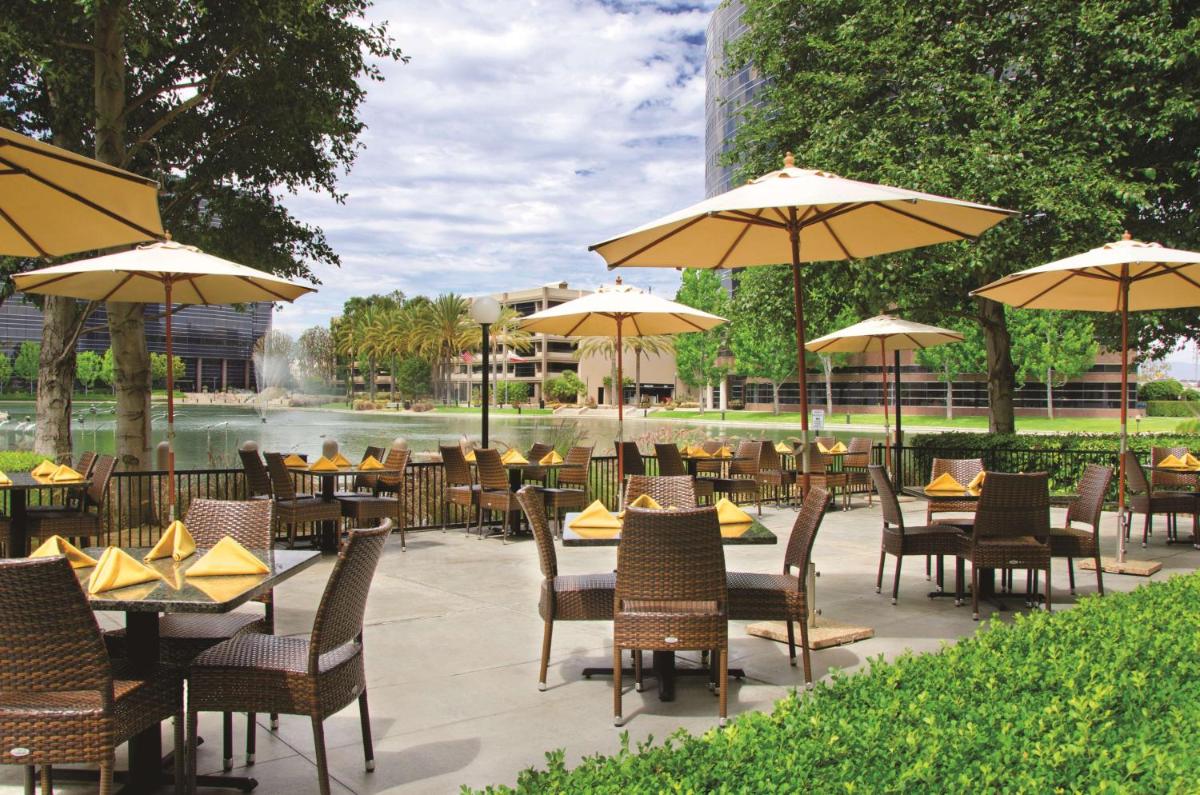 Suitetrails - DoubleTree by Hilton Orange County Airport