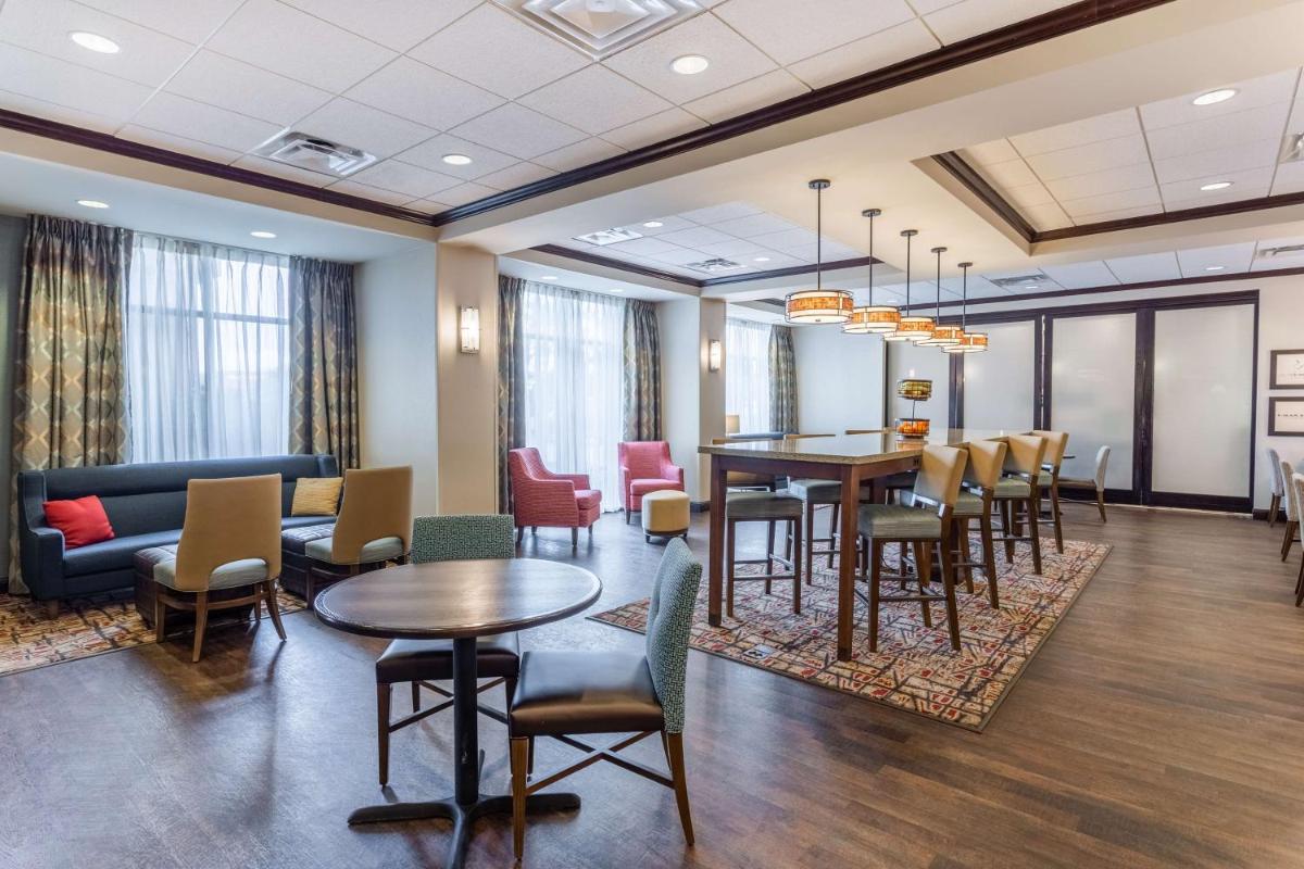 Hampton Inn Minneapolis/Shakopee - Housity