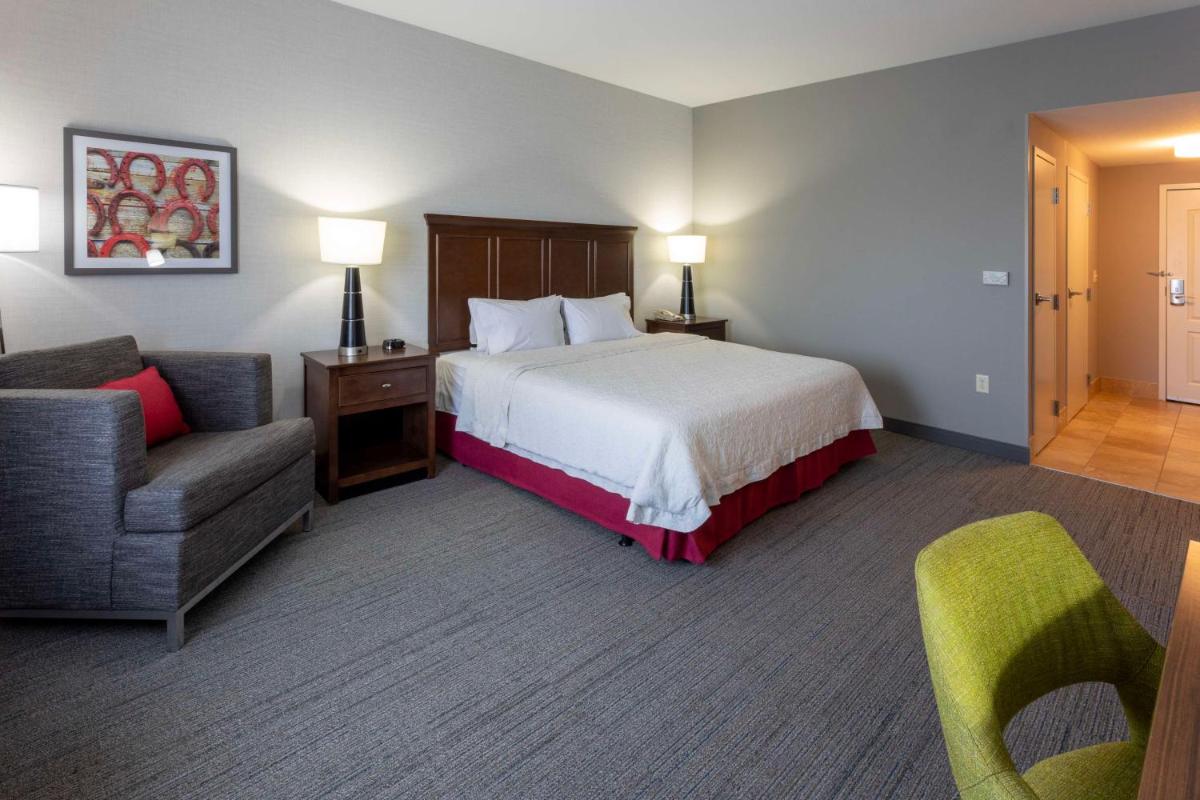 Hampton Inn Minneapolis/Shakopee - Housity
