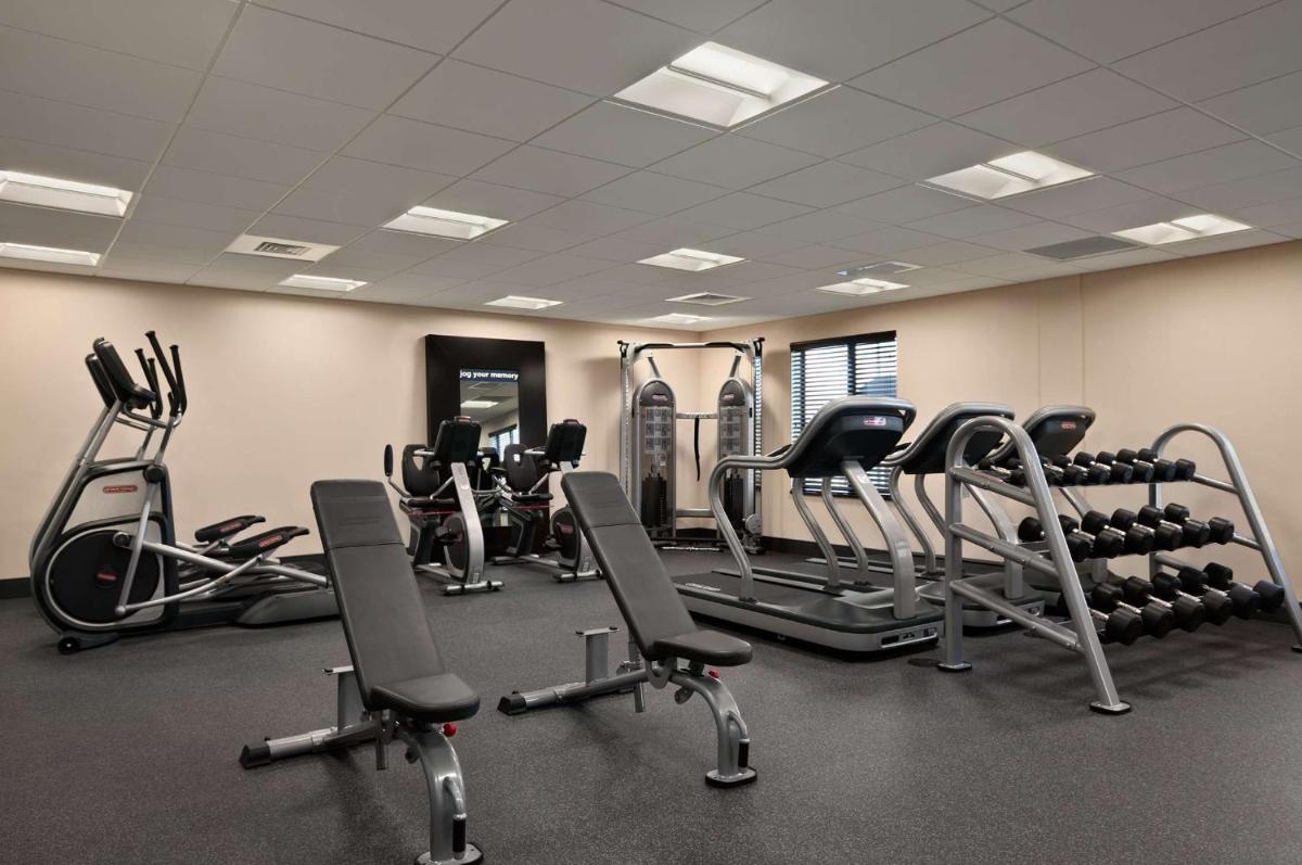 Hampton Inn Belton/Kansas City - Housity