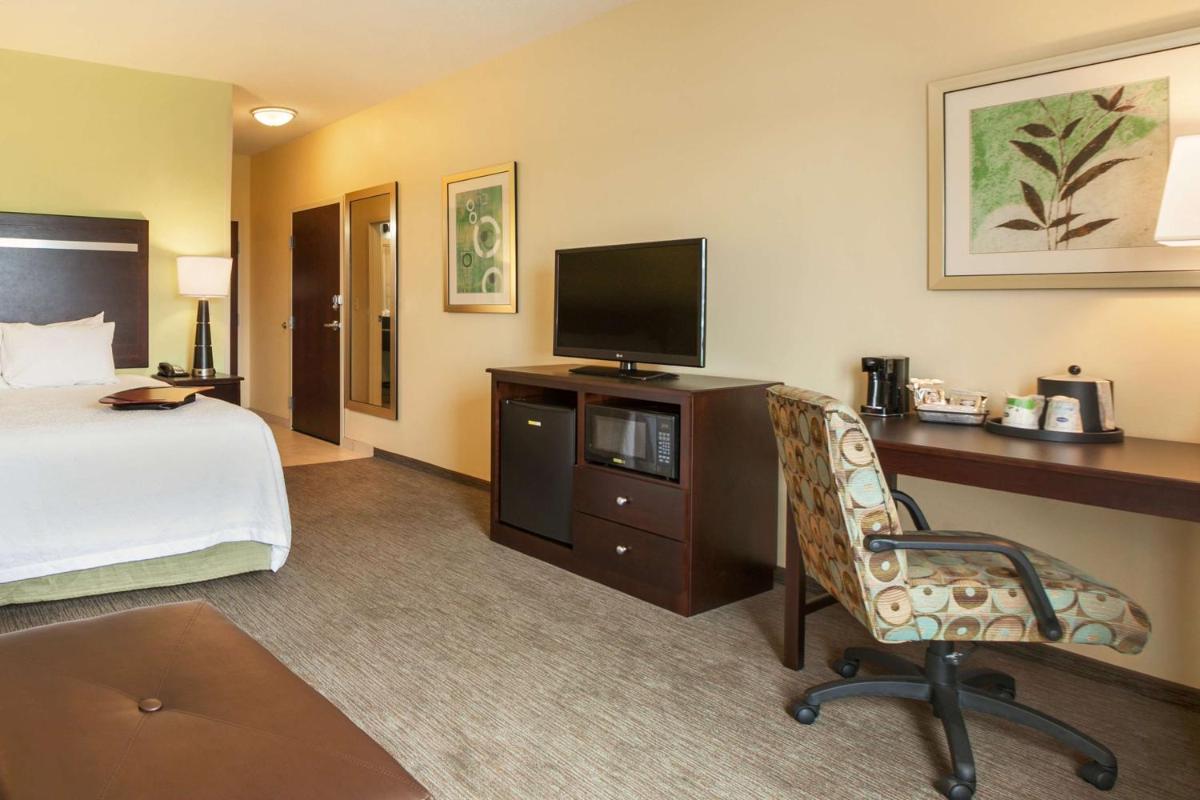 Hampton Inn Belton/Kansas City - Housity