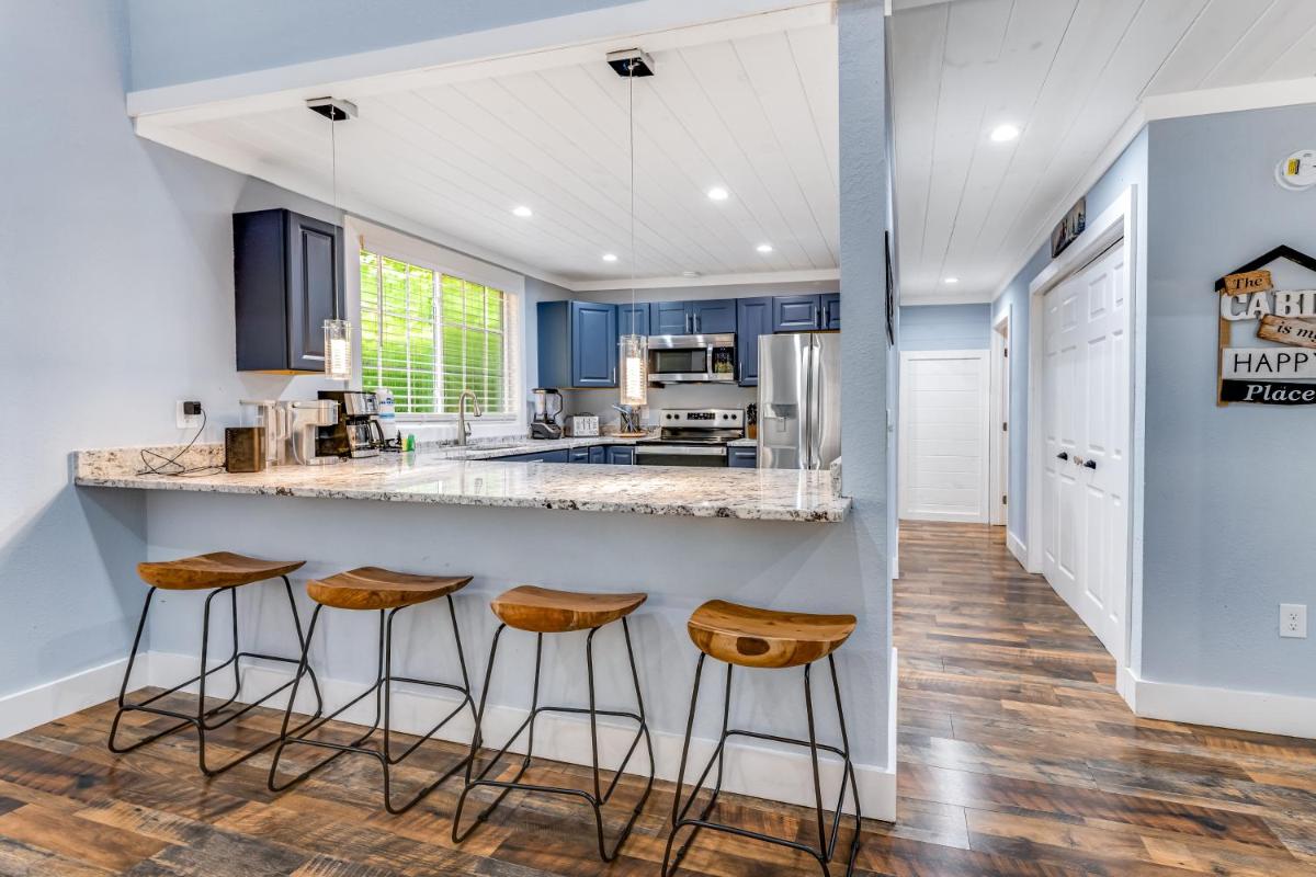 Serenity Cabin - Housity