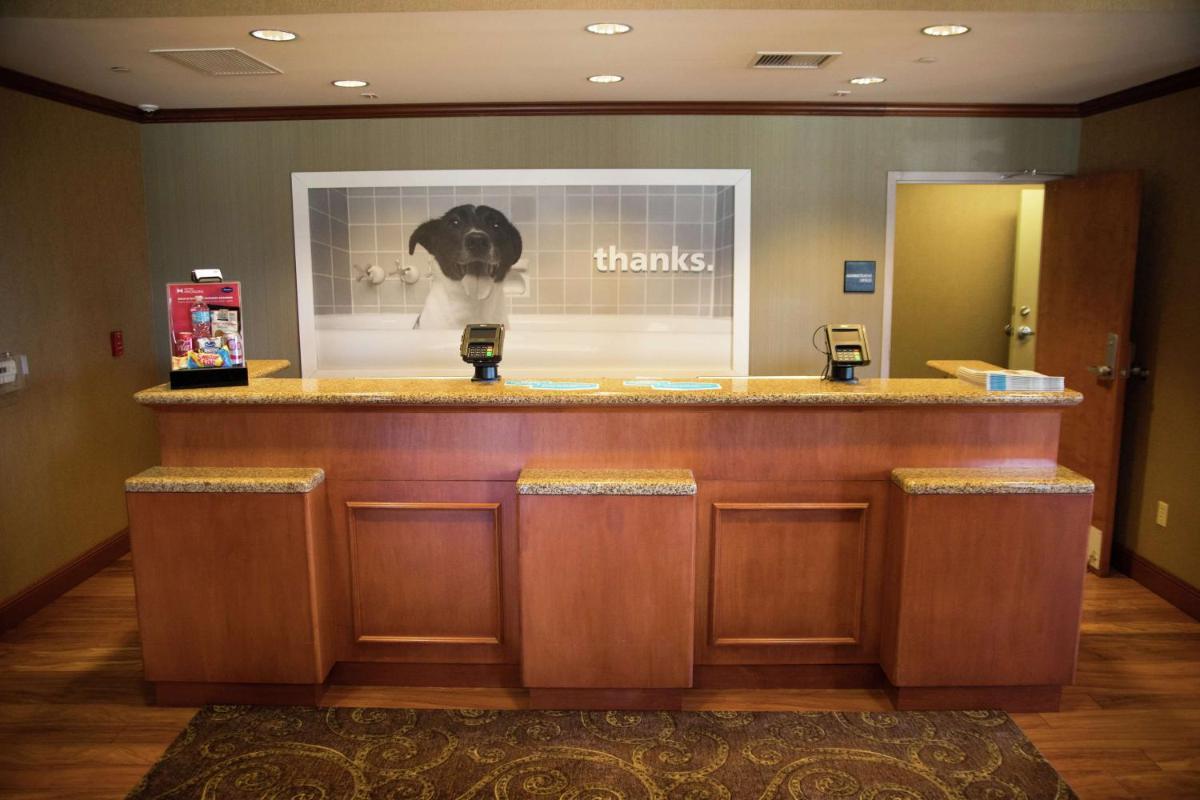 Hampton Inn Mountain Home - Housity