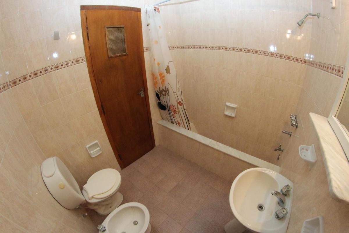 Hotel Daives - Housity