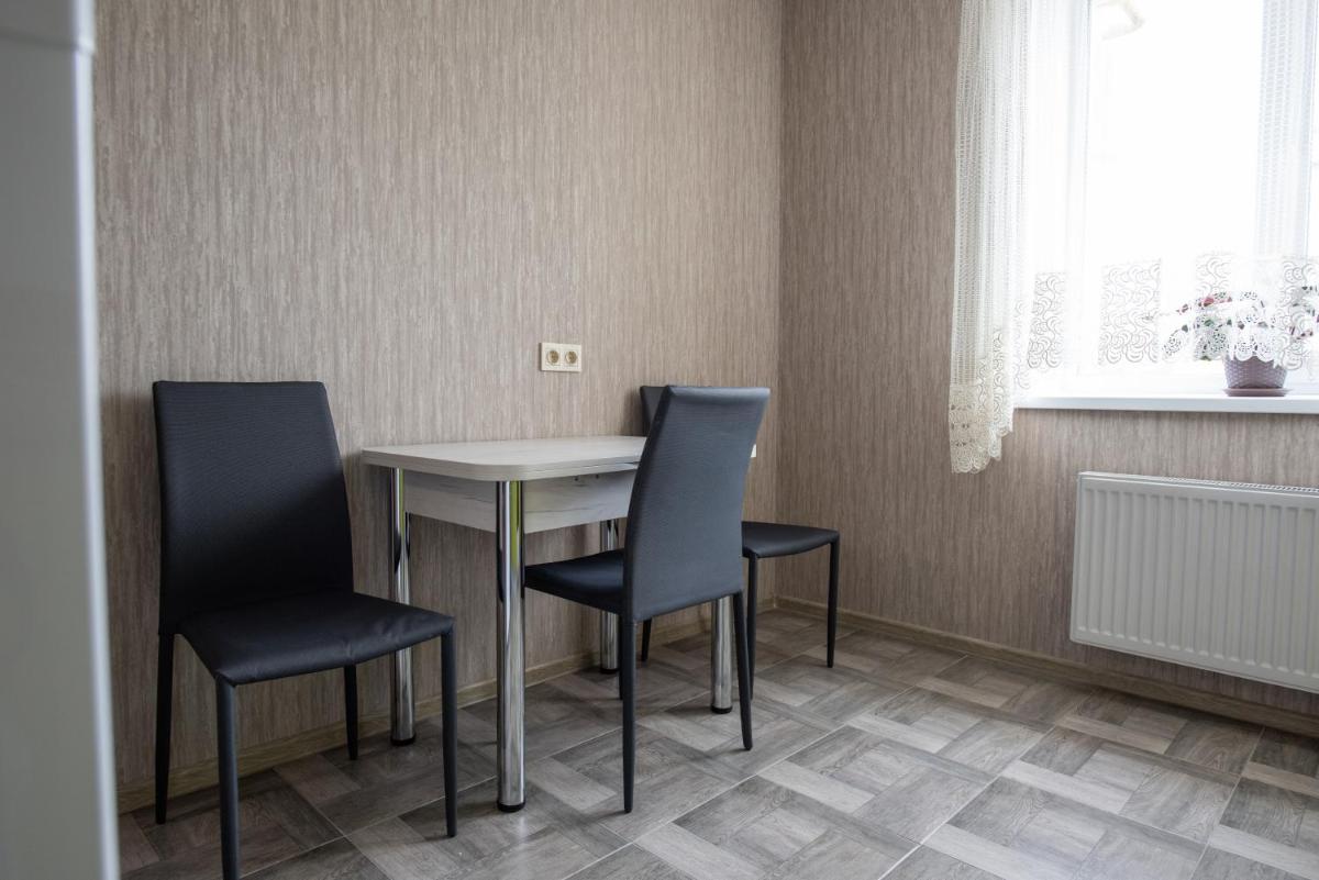 Академіка Корольова 20 1 - Housity