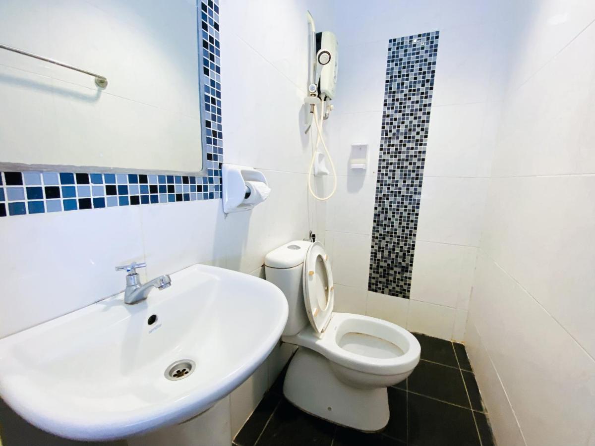 Sun Inns Hotel Equine, Seri Kembangan - Housity