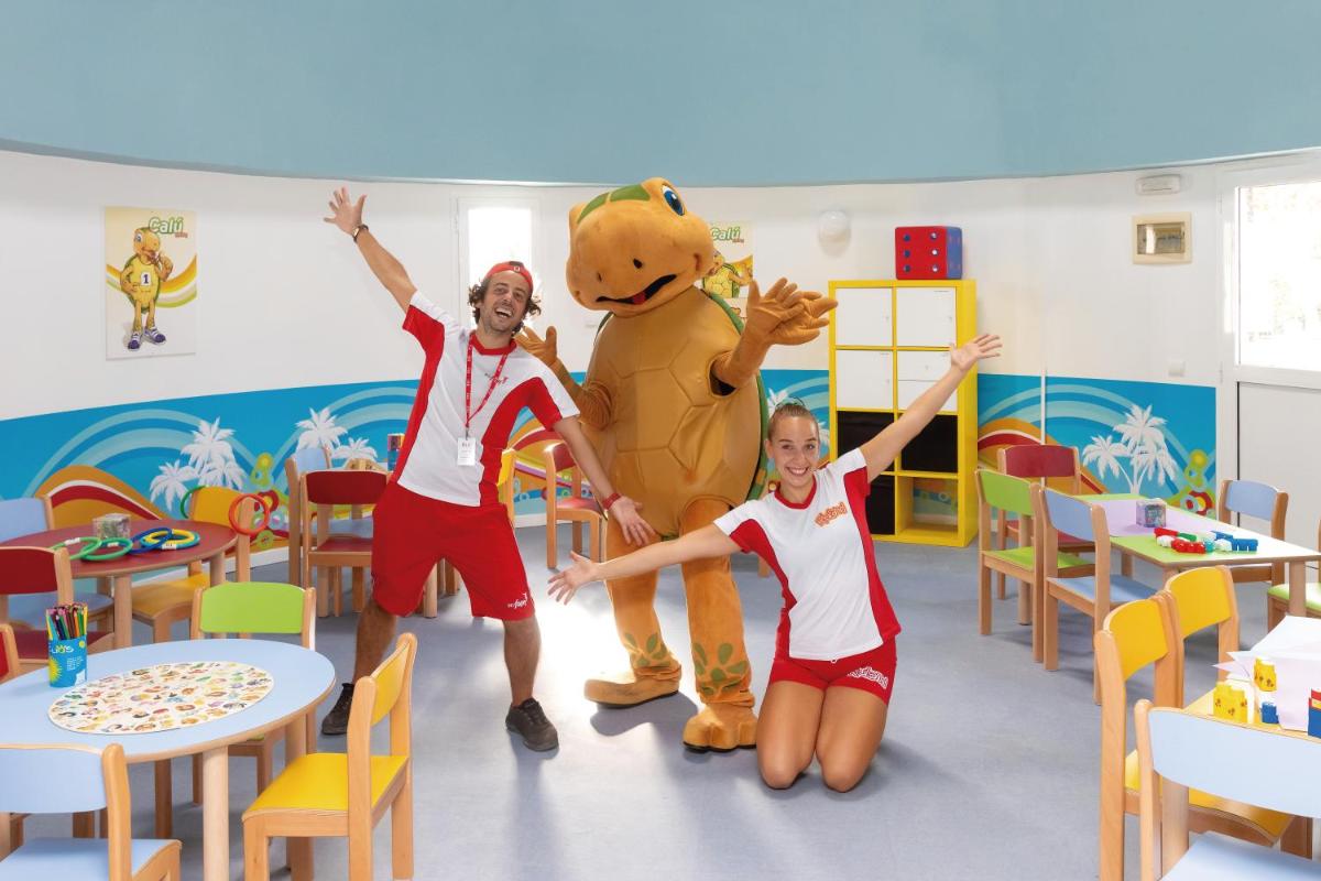 Clientes alojados en Hotel Riu Paraiso Lanzarote - All Inclusive