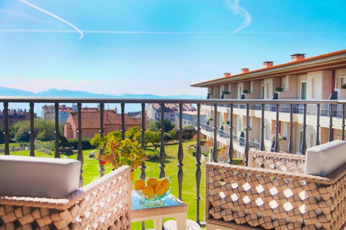 Un balcón o terraza de Augusta Eco Wellness Resort 4 Superior