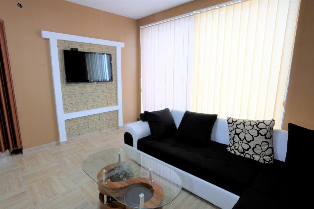 Hotel Saradis - Hizvo