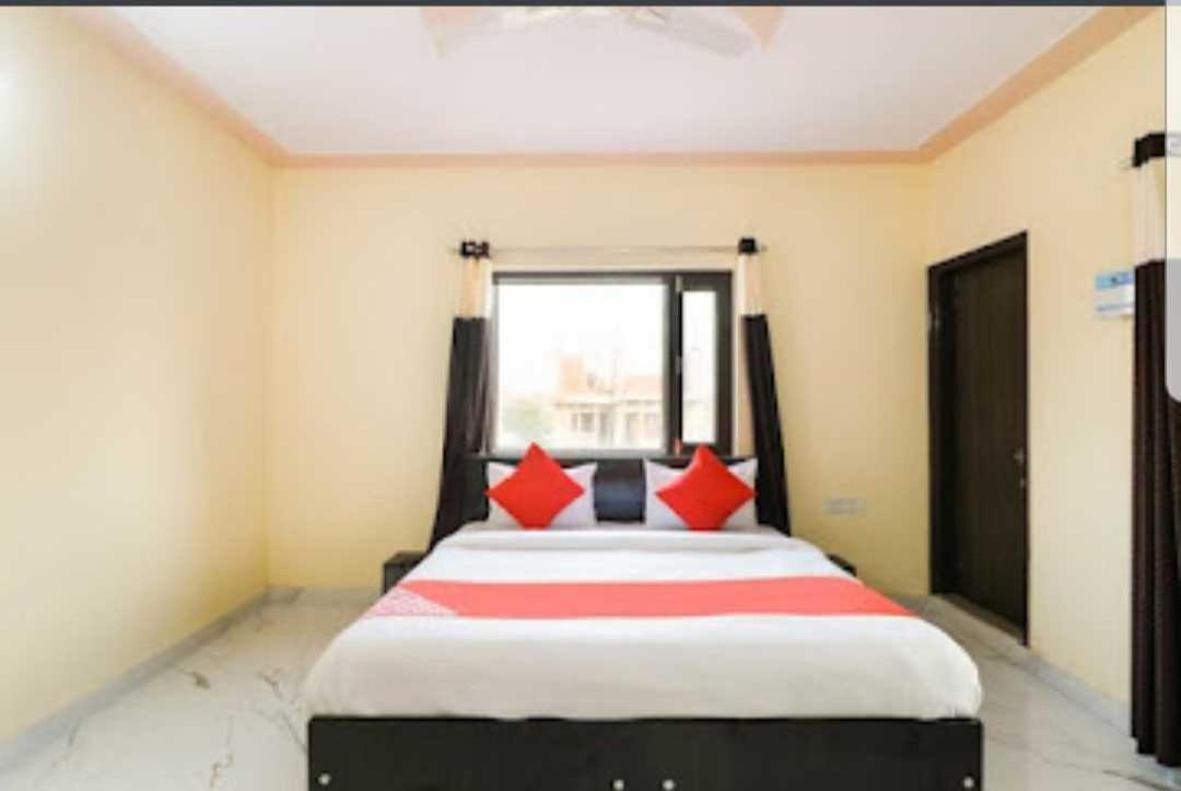 Suitetrails - POP HOME 70063K Star Hotel