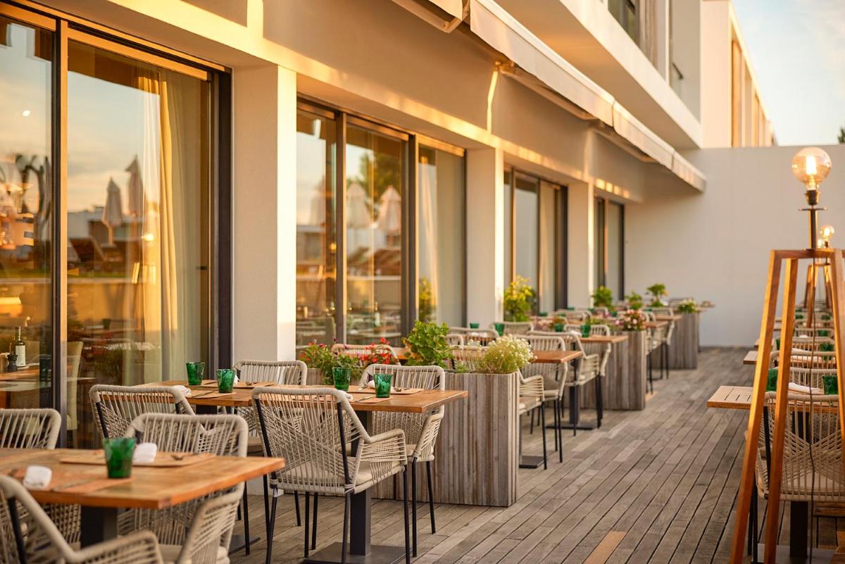 Um restaurante ou outro lugar para comer em Octant Evora