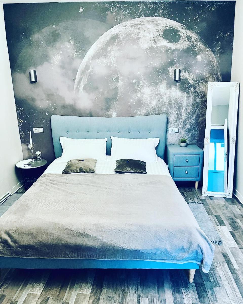 Suitetrails - Moon and Sun Apartments