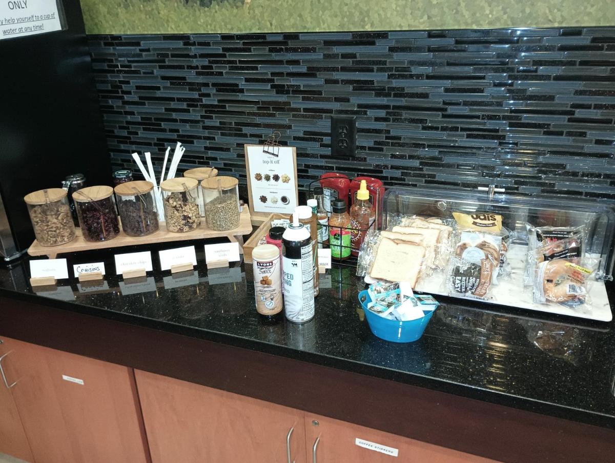 Fairfield Inn & Suites Minneapolis St. Paul/Roseville - Housity