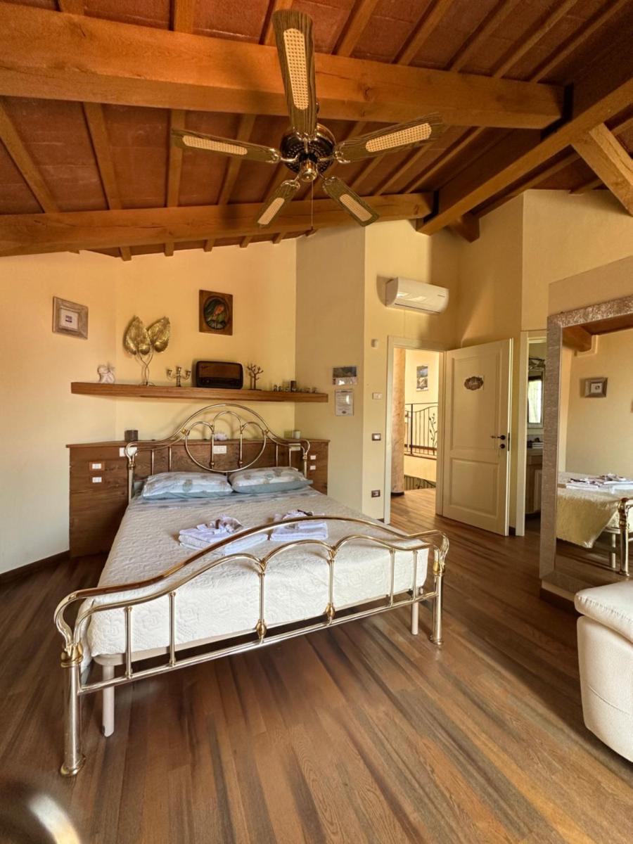 CA' DEI GELSI B & B - Housity
