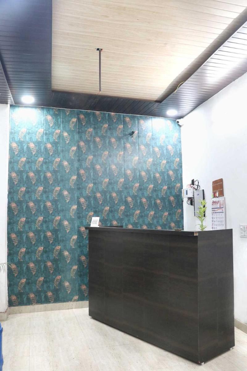 OYO New Mayur Hotel - Housity