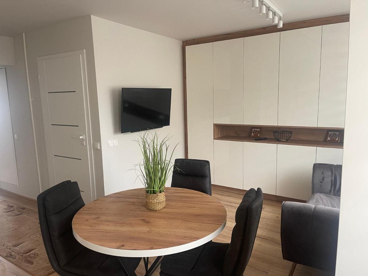 MW3 Apartament - Housity