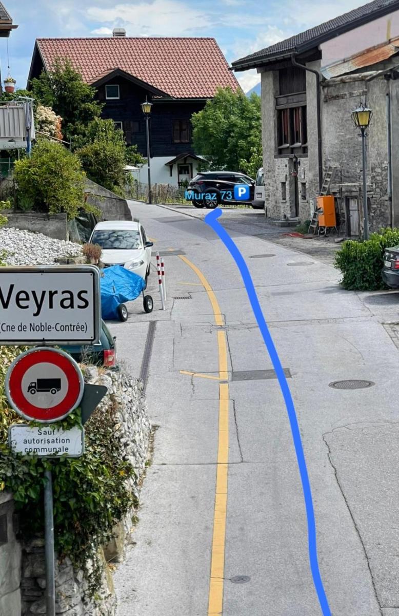 schone wohnung in sierre - Housity