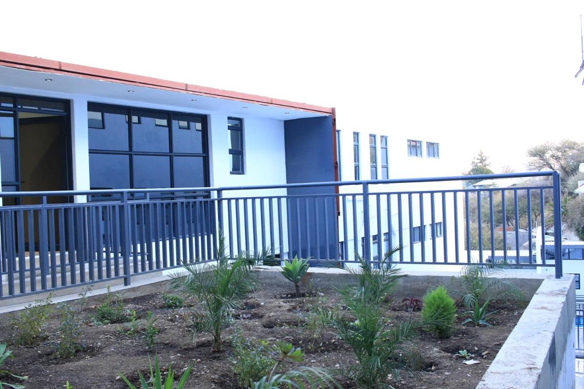 CHARLCEDOON MANSIONS - Housity