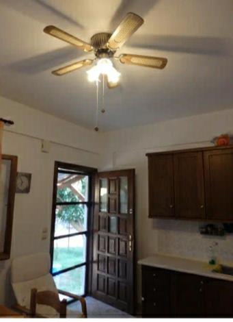 The Small House in the Olive Grove - Housity