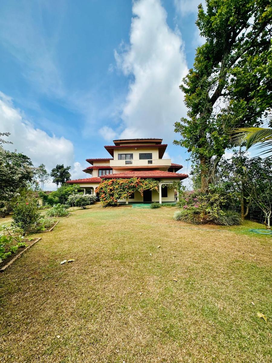 The Views Kandy - 360 Mountain View - Housity