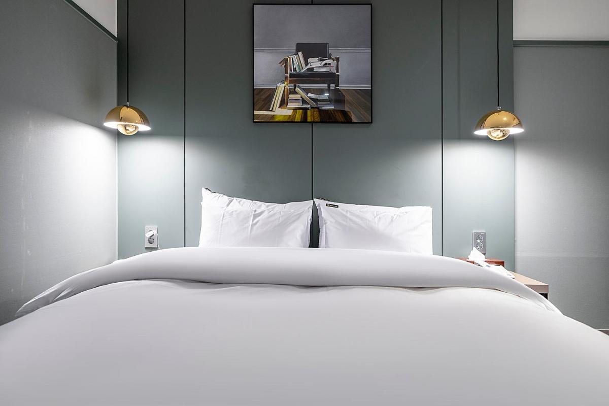 Brown Dot Hotel Osan - Housity