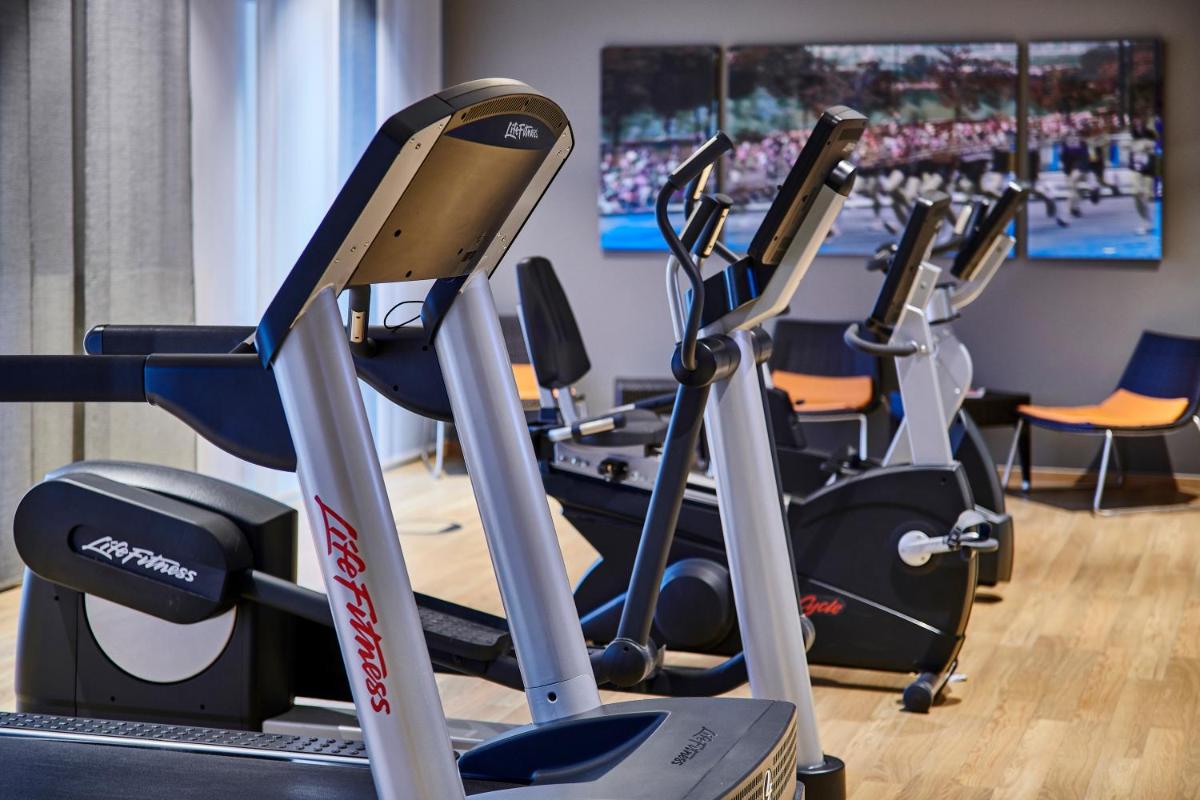 Holiday Inn Düsseldorf City – Toulouser Allee, an IHG Hotel - Housity