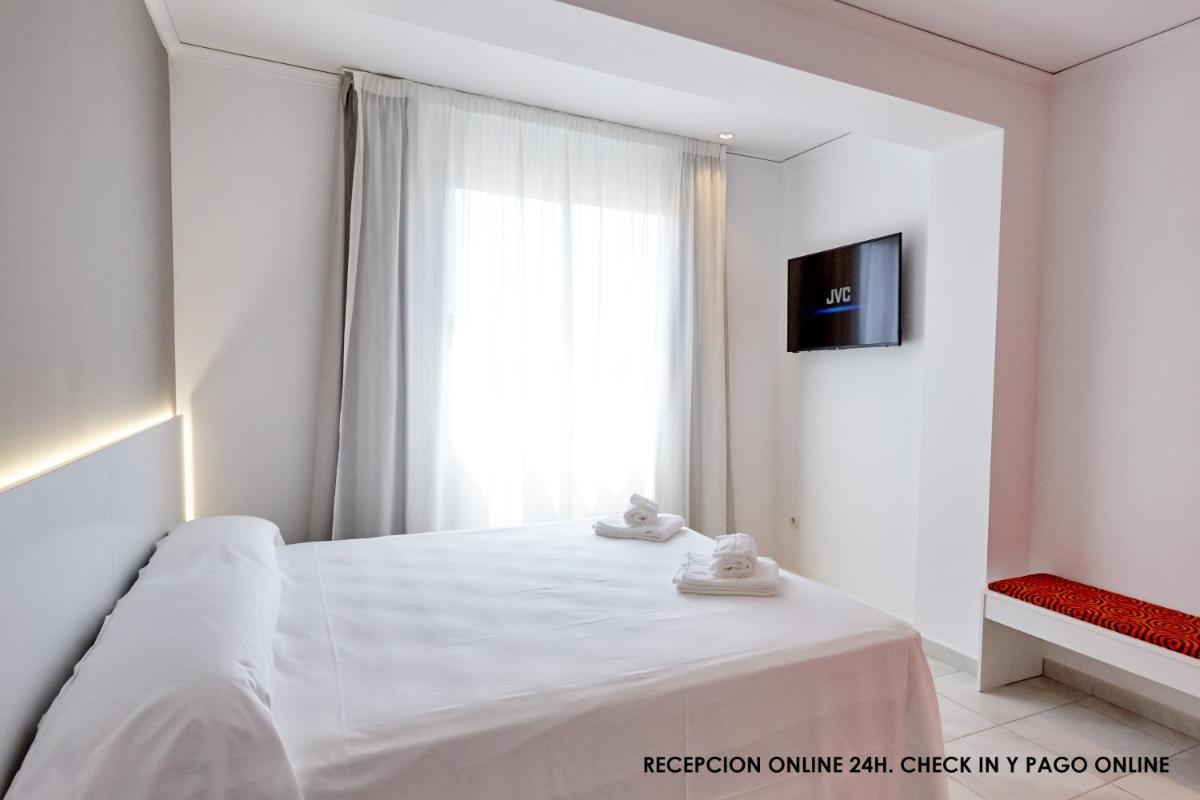 Hotel DL Port - Housity