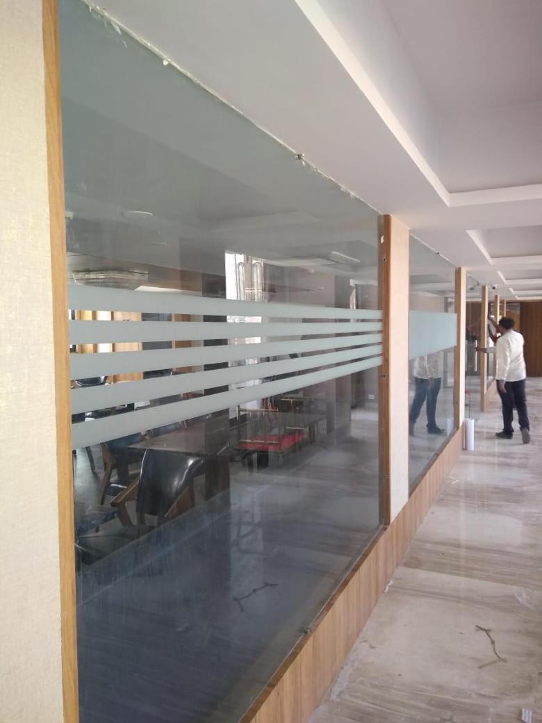 HOTEL GOLDEN SHINE - Housity