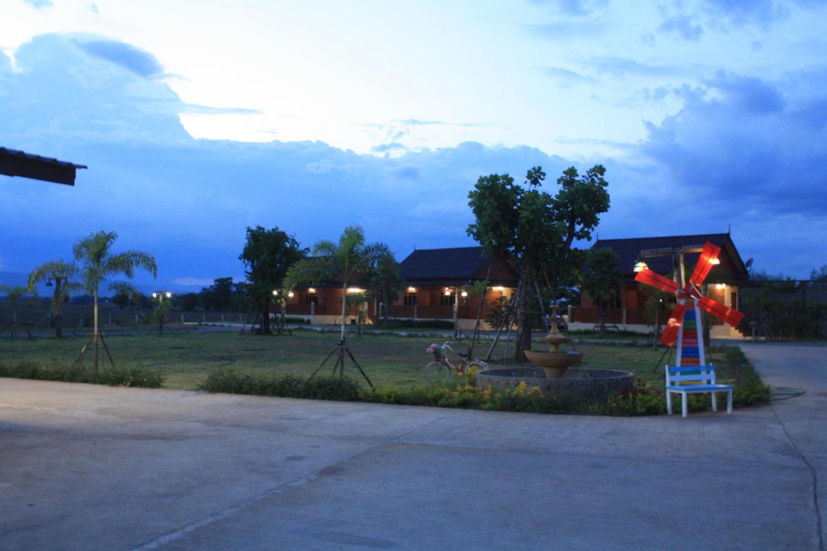 Ban Suan Kulap Keaw Resort - Housity